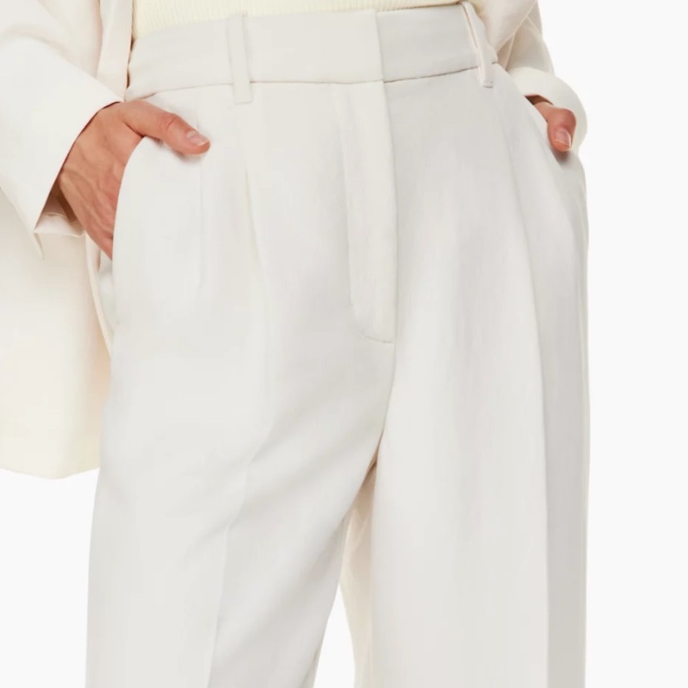 Aritzia Wilfred The Effortless Pant, size 2, Light Birch.